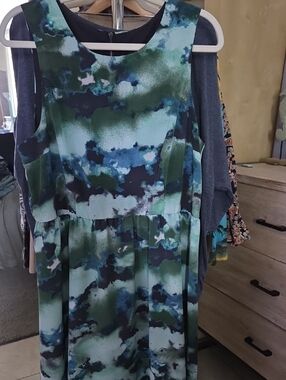 Midi watercolor dress